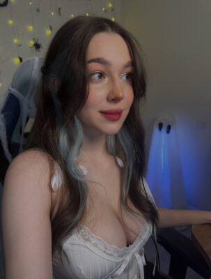 Настя Рочерша